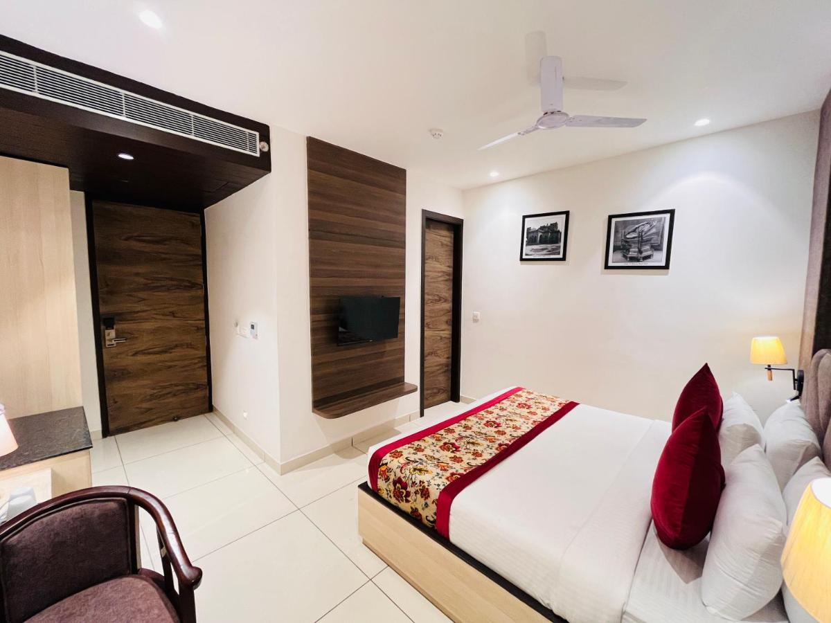 Hotel The Savode - Just 2 Mins From Golden Temple Amritsar Exterior photo