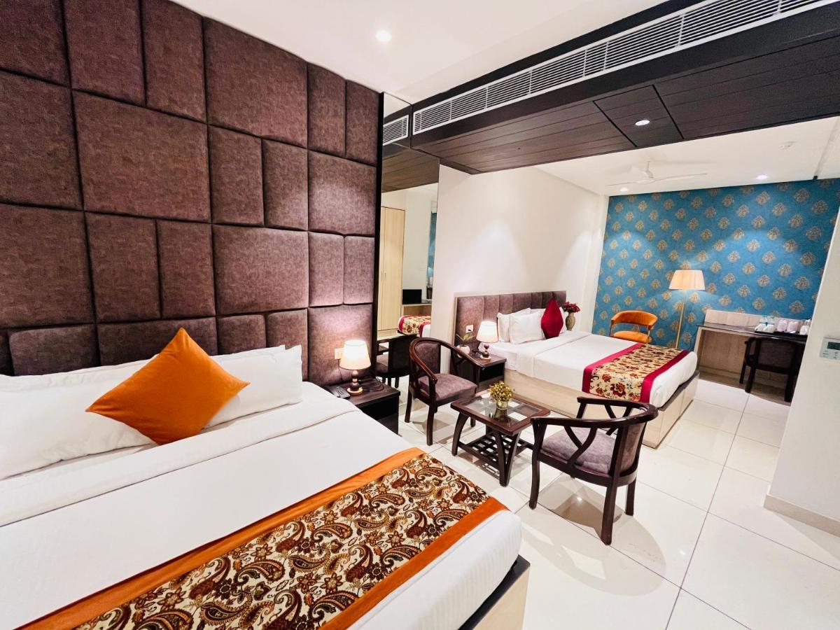 Hotel The Savode - Just 2 Mins From Golden Temple Amritsar Exterior photo