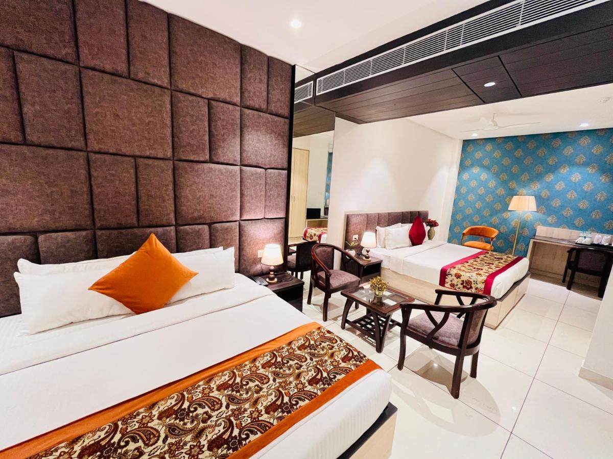 Hotel The Savode - Just 2 Mins From Golden Temple Amritsar Exterior photo