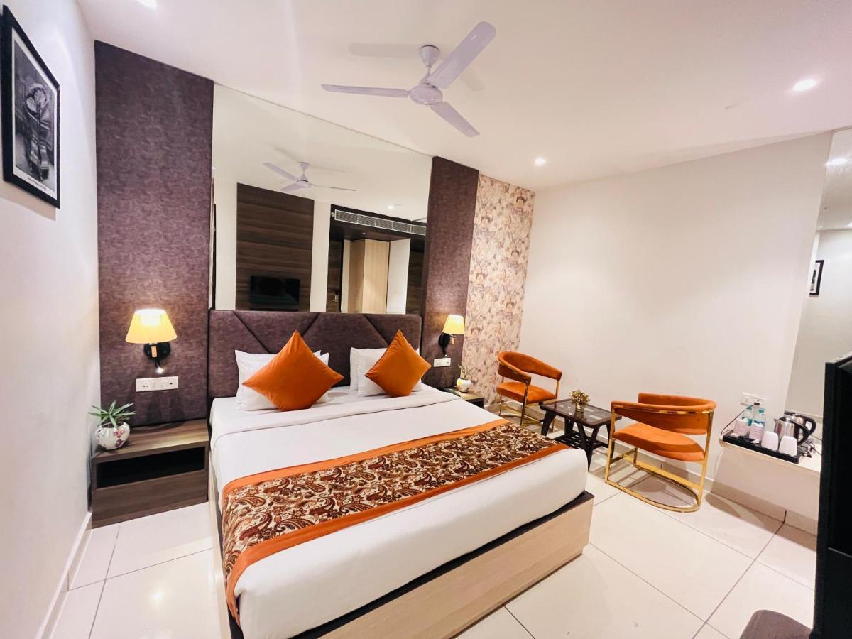 Hotel The Savode - Just 2 Mins From Golden Temple Amritsar Exterior photo